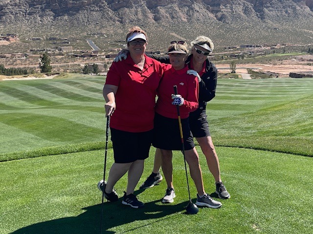 Virtual Scramble - Chicks with Sticks